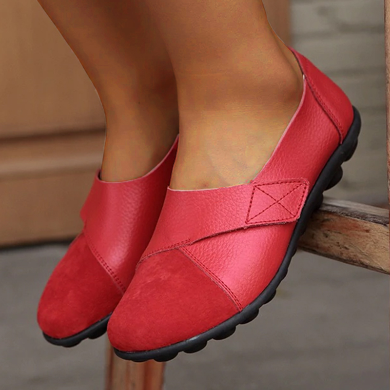 Clara | Women's Slip-On Round Toe Leather Loafer